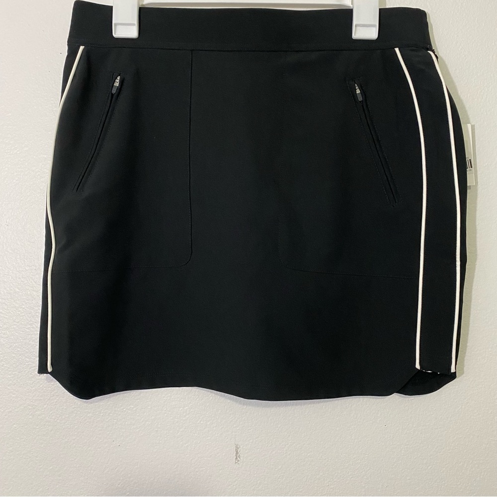 NWT Belyn Key Ladies Size Small Black and White Skorts - Picture 2 of 10